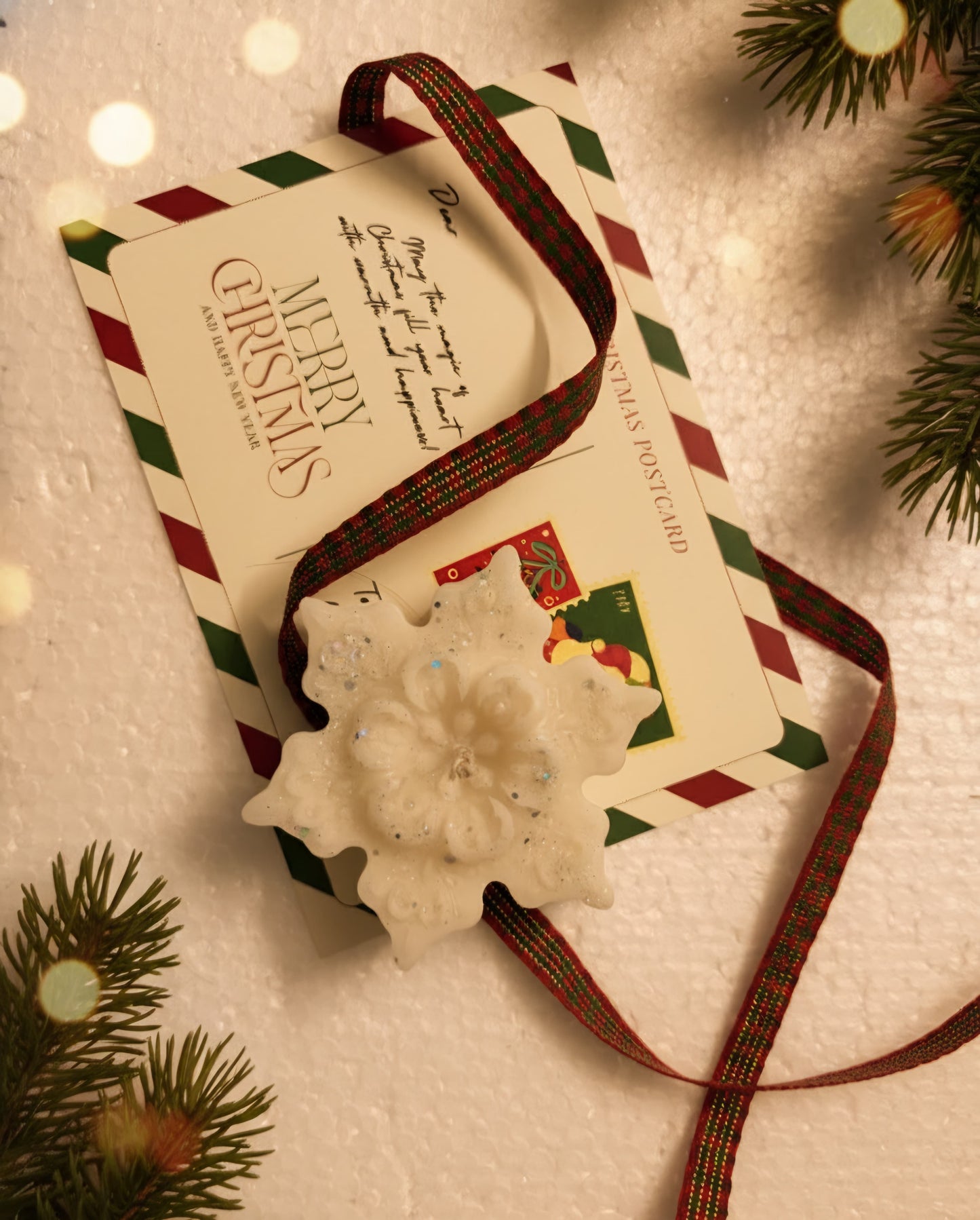 Snowflake Candle – Winter Bloom