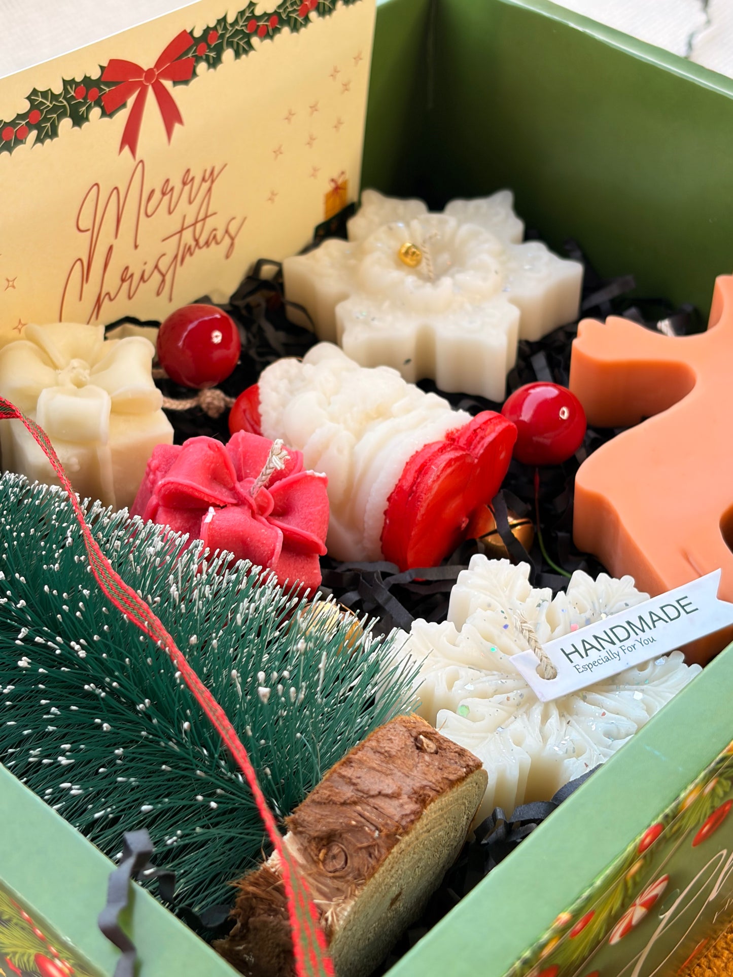 The Green Box – Christmas Gift Hamper